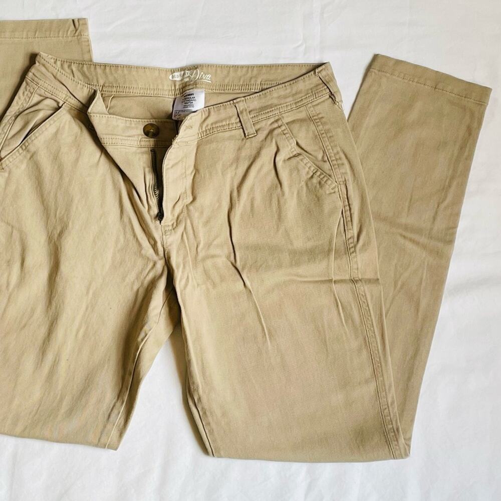 Old Navy Diva Khakis